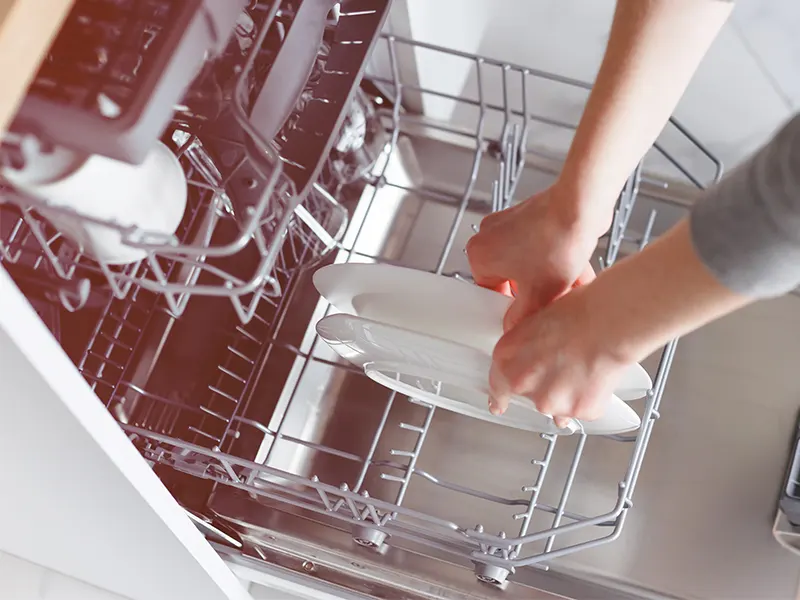 Can a dishwasher have its own drain?
